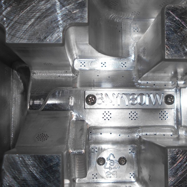 Mold Design & Build